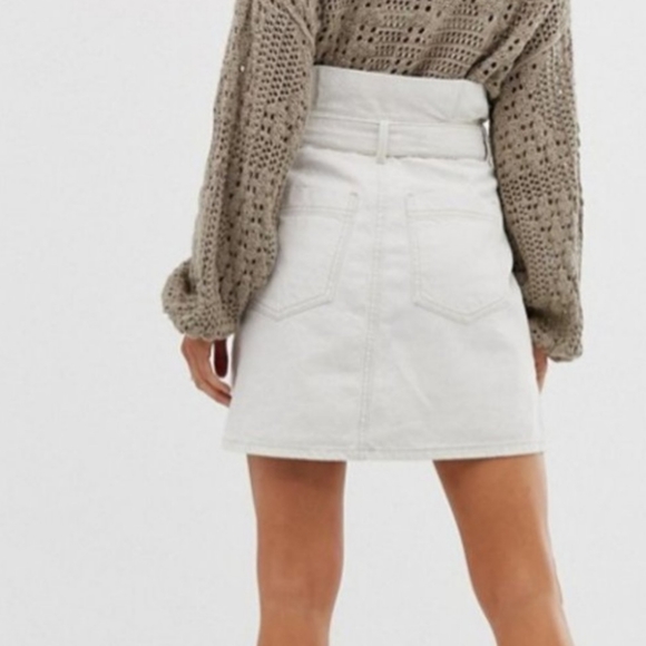 Free People Splendor in the Grass Cream Paper Bag Waist Mini Skirt Size 2 - Picture 7 of 14